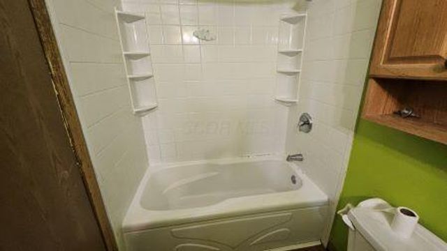 3791 Farm Brook Lane, Columbus, OH 43204