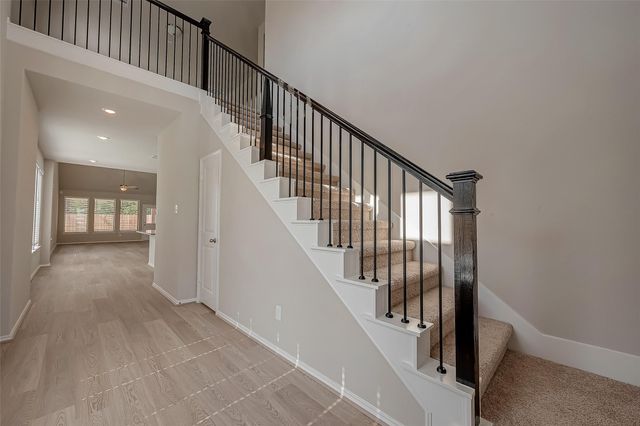 32005 Towering Birch Trail, Conroe, TX 77385