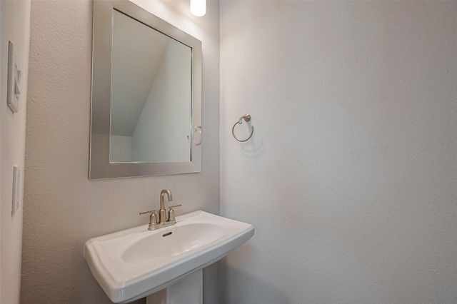 32005 Towering Birch Trail, Conroe, TX 77385