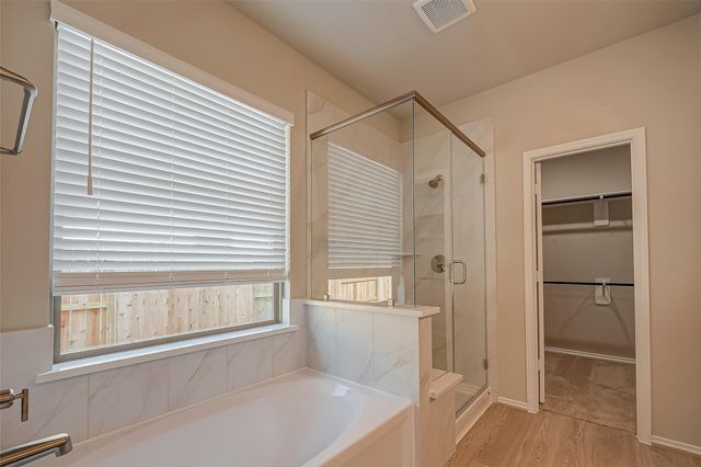 32005 Towering Birch Trail, Conroe, TX 77385