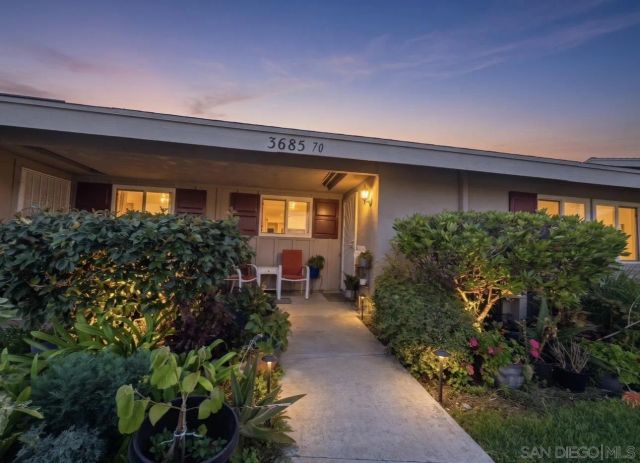 3685 N Vista Campana East 70, Oceanside, CA 92057