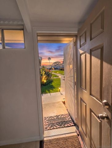 3685 N Vista Campana East 70, Oceanside, CA 92057
