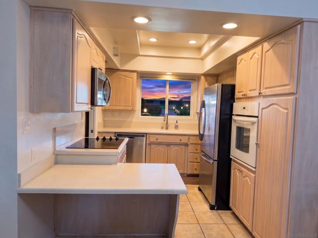 3685 N Vista Campana East 70, Oceanside, CA 92057