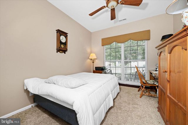 4 COMPASS ROSE WAY, Newark, DE 19702