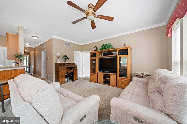 4 COMPASS ROSE WAY, Newark, DE 19702