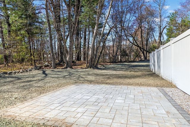 13 Radcliffe Rd A, Billerica, MA 01821