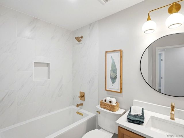 3403 S Ivanhoe Way, Denver, CO 80222