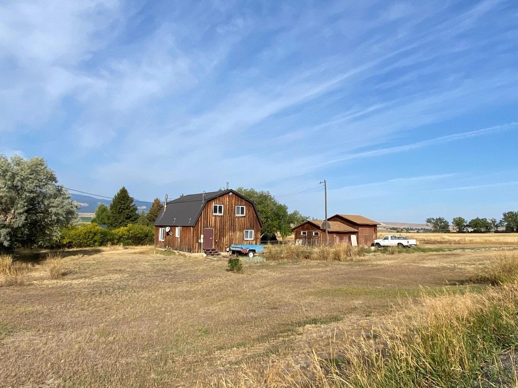 1684 EASTSIDE ROAD, DEER LODGE, MT 59722, DEER LODGE, MT Clearwater