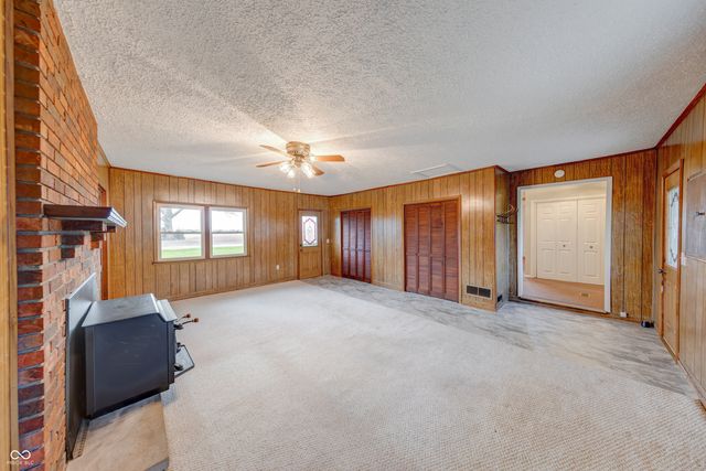 535 S 450 E, Franklin, IN 46131