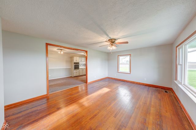 535 S 450 E, Franklin, IN 46131