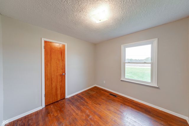 535 S 450 E, Franklin, IN 46131