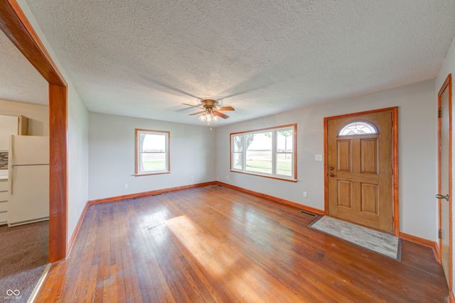 535 S 450 E, Franklin, IN 46131