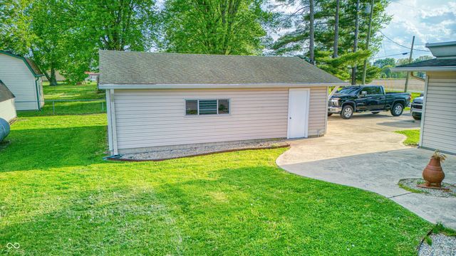 535 S 450 E, Franklin, IN 46131