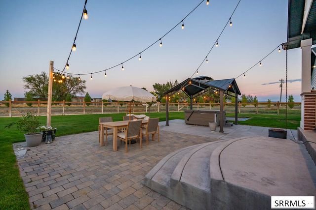 954 E 1100 N, Shelley, ID 83274
