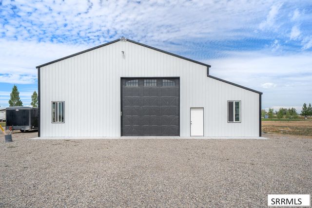 954 E 1100 N, Shelley, ID 83274