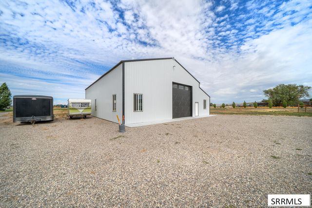954 E 1100 N, Shelley, ID 83274