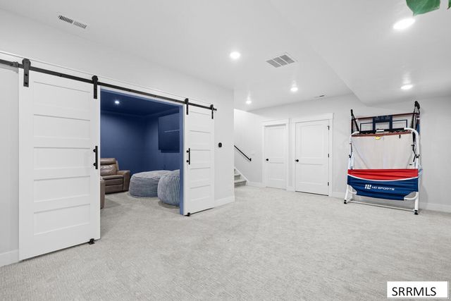 954 E 1100 N, Shelley, ID 83274