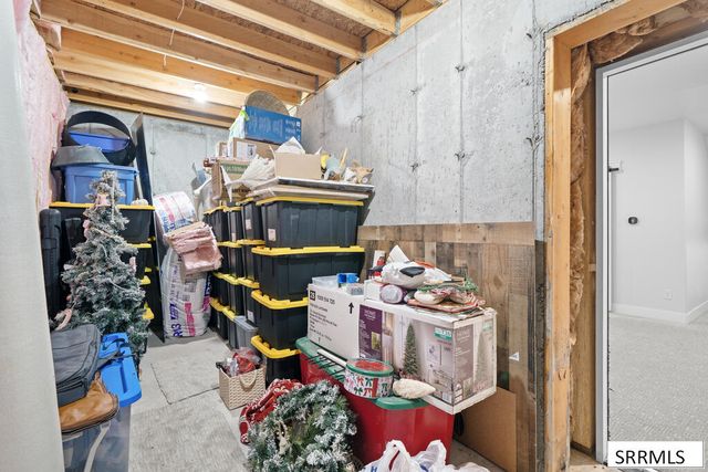 954 E 1100 N, Shelley, ID 83274