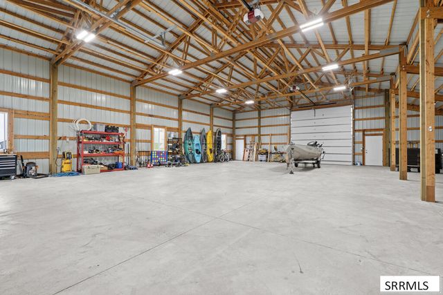 954 E 1100 N, Shelley, ID 83274