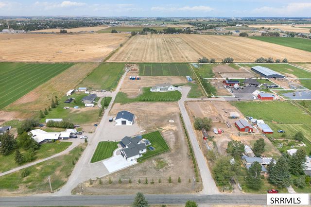 954 E 1100 N, Shelley, ID 83274