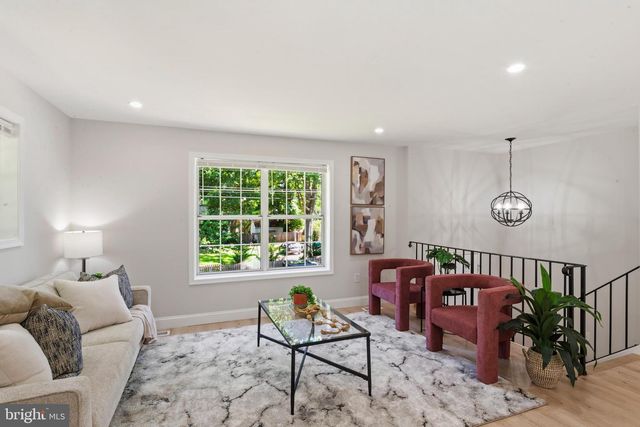 5303 CUMBERLAND ST, Capitol Heights, MD 20743