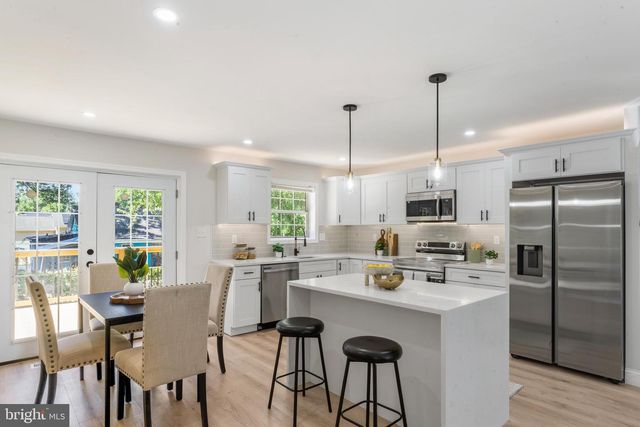 5303 CUMBERLAND ST, Capitol Heights, MD 20743