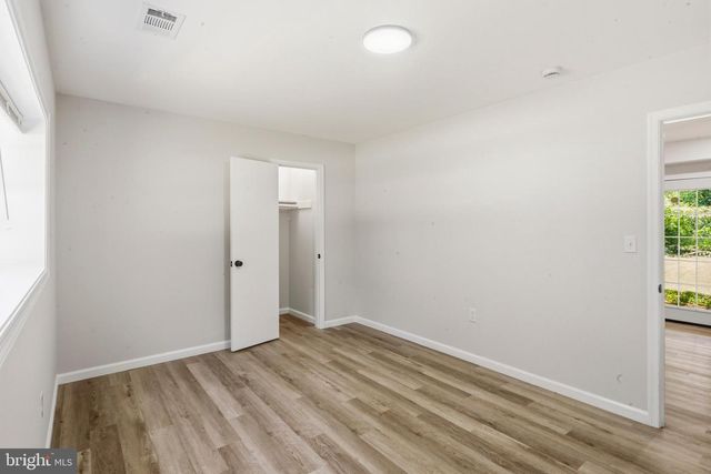 5303 CUMBERLAND ST, Capitol Heights, MD 20743