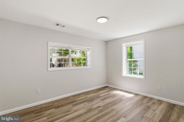 5303 CUMBERLAND ST, Capitol Heights, MD 20743