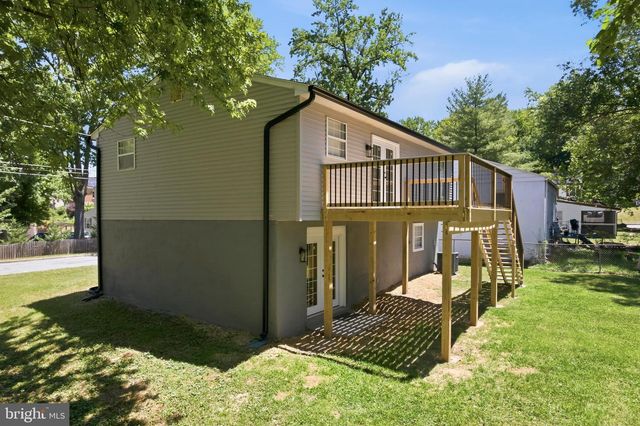 5303 CUMBERLAND ST, Capitol Heights, MD 20743