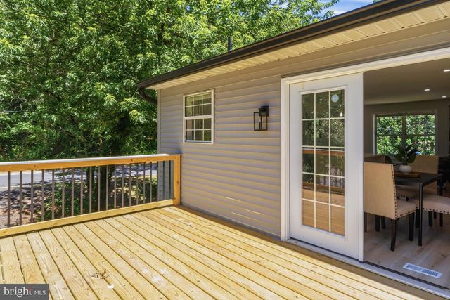 5303 CUMBERLAND ST, Capitol Heights, MD 20743