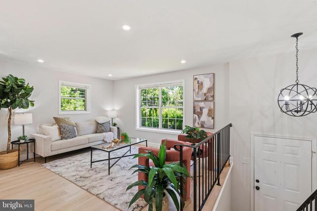 5303 CUMBERLAND ST, Capitol Heights, MD 20743