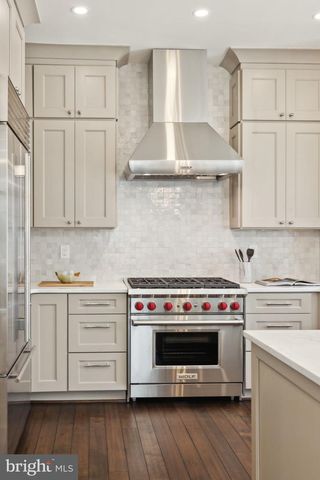 5115 42ND ST NW, Washington, DC 20016