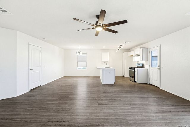 6531 Hazy Glen, San Antonio, TX 78218