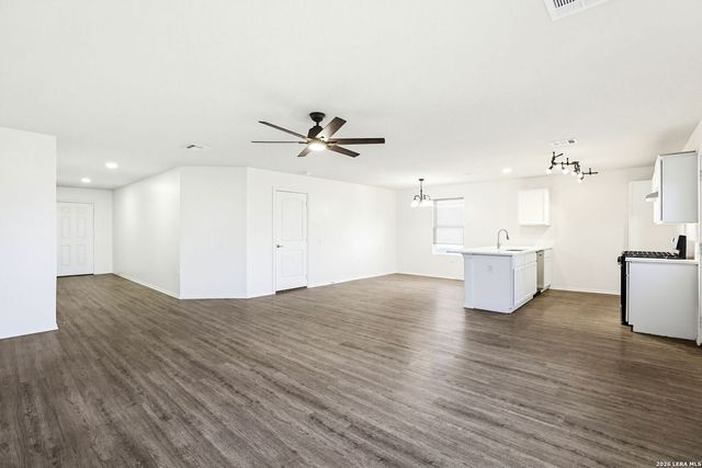6531 Hazy Glen, San Antonio, TX 78218