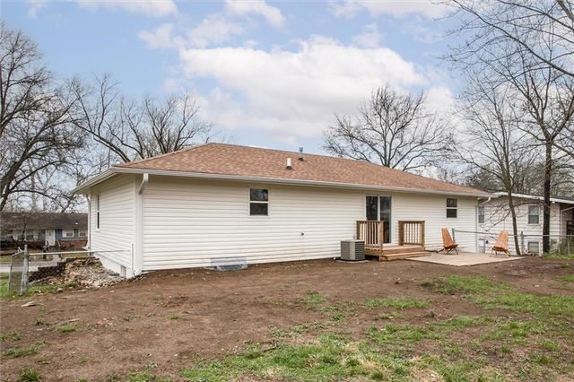1508 NANCY Lane, Liberty, MO 64068