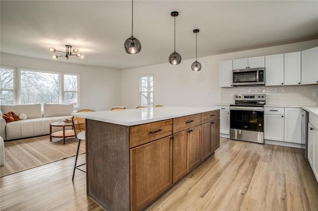 1508 NANCY Lane, Liberty, MO 64068