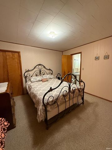 121 N Market Street, Francesville, IN 47946