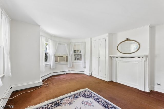 105 Harrison Ave, Roseland Boro, NJ 07068