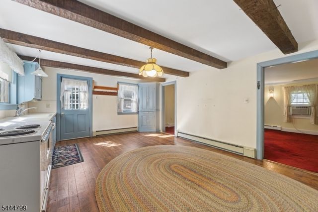 105 Harrison Ave, Roseland Boro, NJ 07068