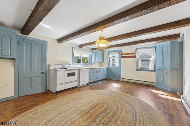 105 Harrison Ave, Roseland Boro, NJ 07068