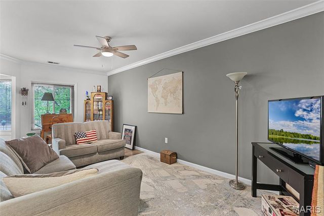 11920 Old Ballas Road 205, Creve Coeur, MO 63141
