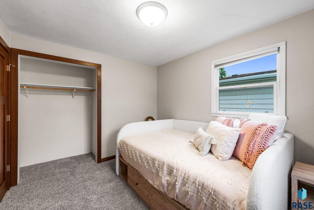 217 N Needles Dr Drive, Brandon, SD 57005