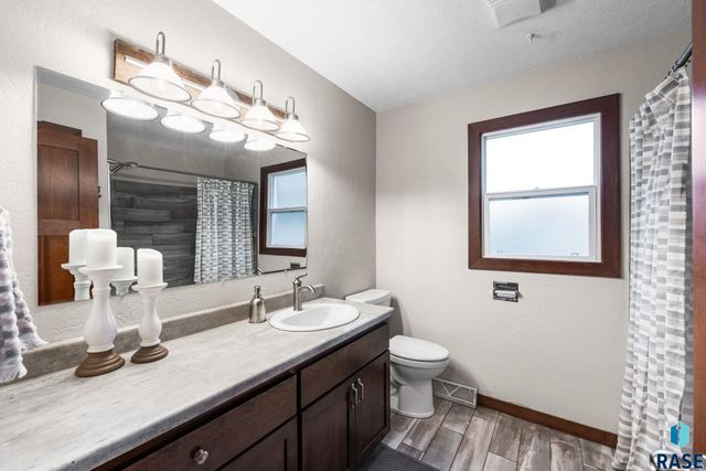 217 N Needles Dr Drive, Brandon, SD 57005