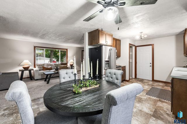 217 N Needles Dr Drive, Brandon, SD 57005