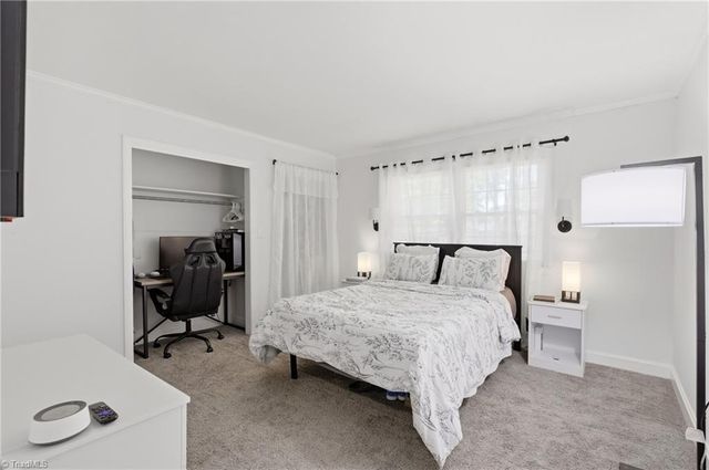 504 N Greenbriar Street, Liberty, NC 27298