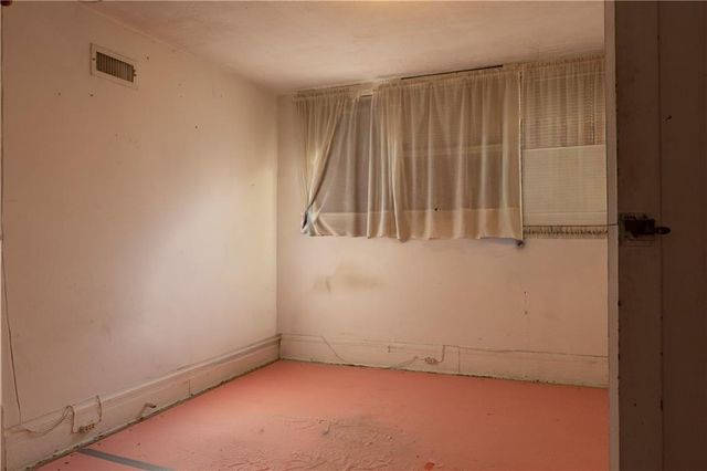 506 S Ash Street, Nevada, MO 64772