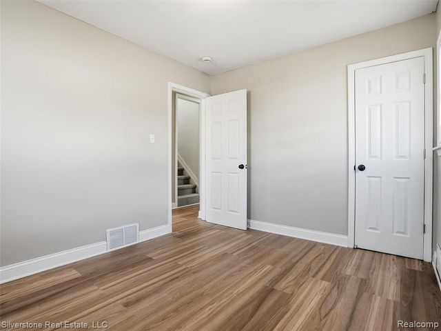 24614 Tuscany Avenue, Eastpointe, MI 48021