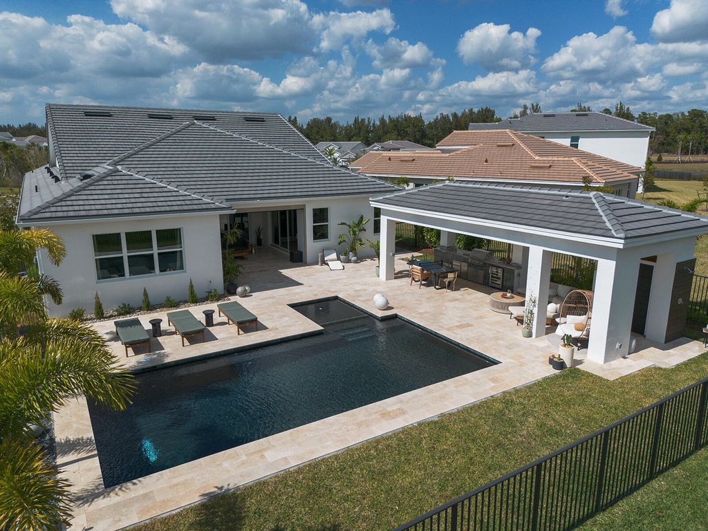 14976 Wildwood Circle, Westlake, FL 33470