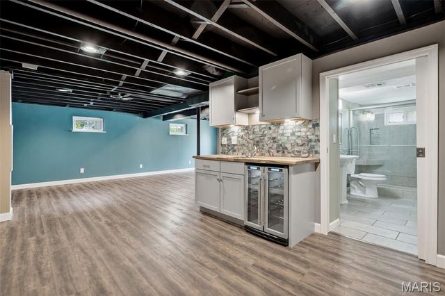9540 Caravan Drive, Sappington, MO 63126
