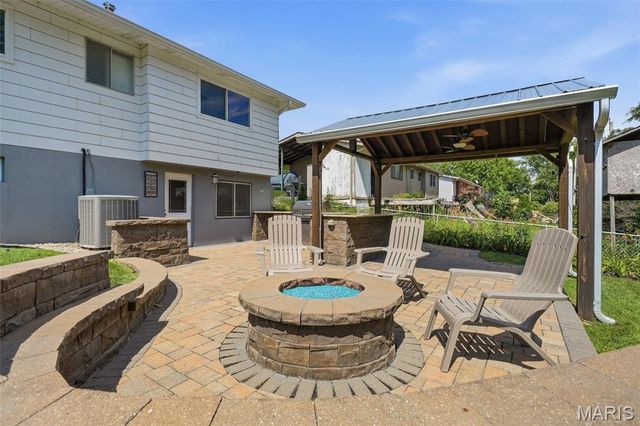 9540 Caravan Drive, Sappington, MO 63126